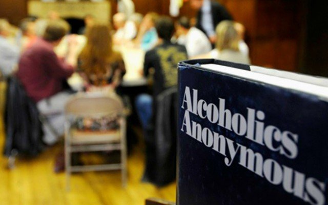 Στην Καρδίτσα το 3ο Πανελλήνιο Συνέδριο των αλκοολικών ανωνύμων