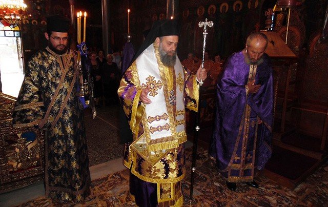 Στο κοιμητήριο Φαρσάλων το Σάββατο του Λαζάρου ο Μητροπολίτης κ. Τιμόθεος
