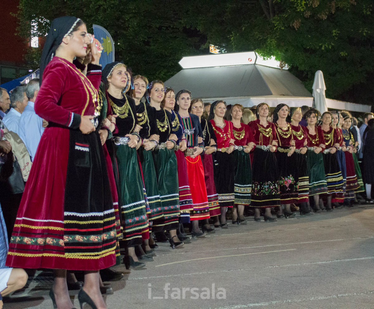 33ο Πανελλήνιο Αντάμωμα Βλάχων Λάρισα (ΠΛΑΤΕΙΑ)-5861