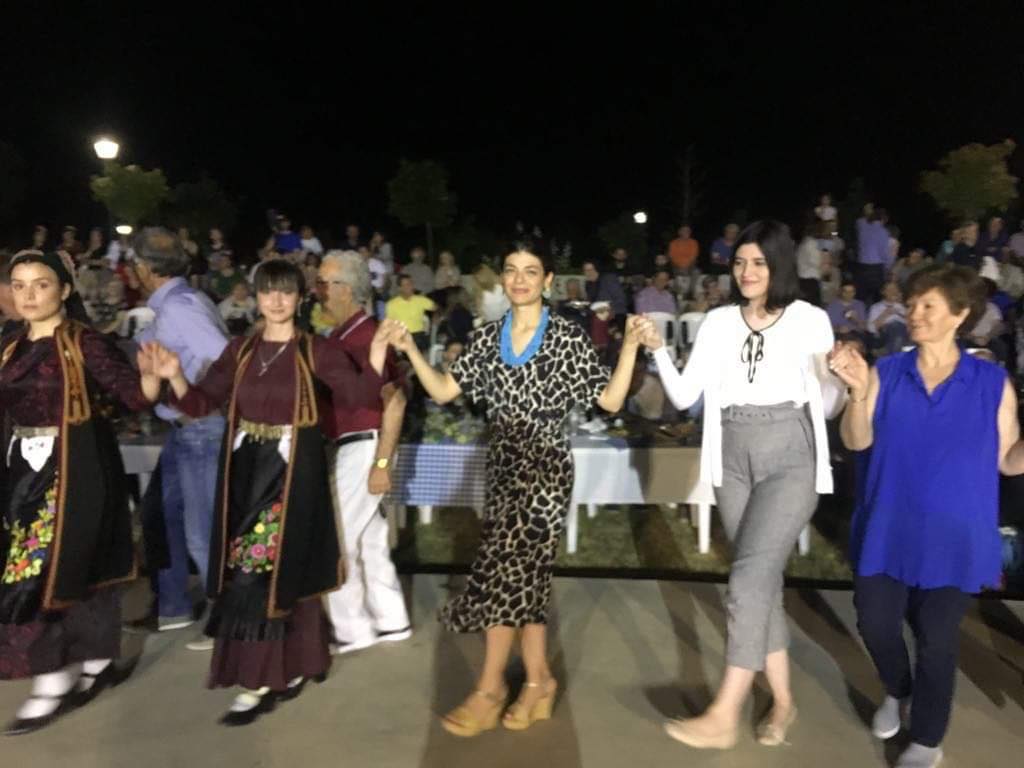 Αθηνά Σιαφαρίκα: “Με την παράδοση οδηγό!”