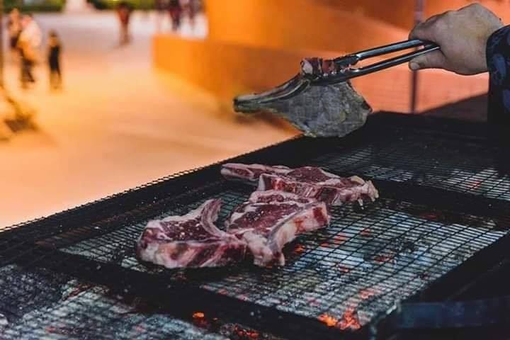Steak Street BBQ σήμερα στο Βασιλικό!