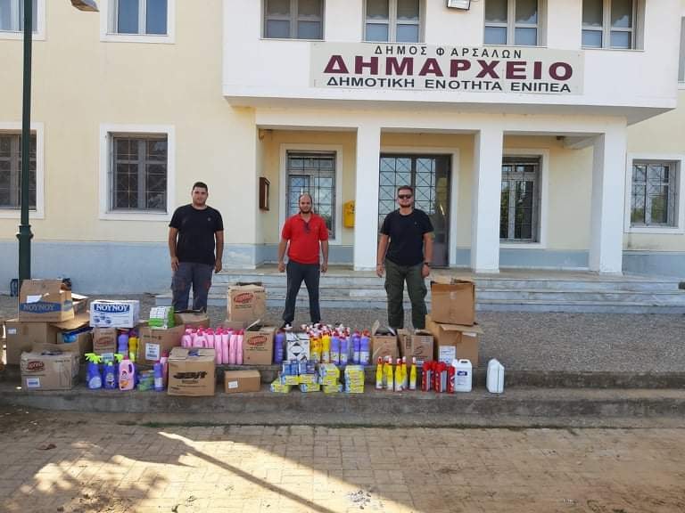 Καθαριστικά στους πληγέντες από την ΟΝΝΕΔ Φαρσάλων