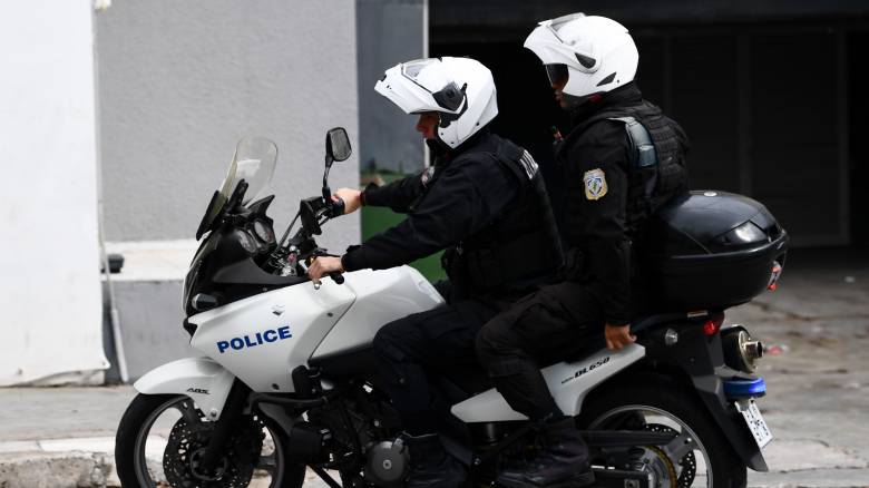 Τον συνέλαβαν μετά από επίθεση σε αστυνομικό