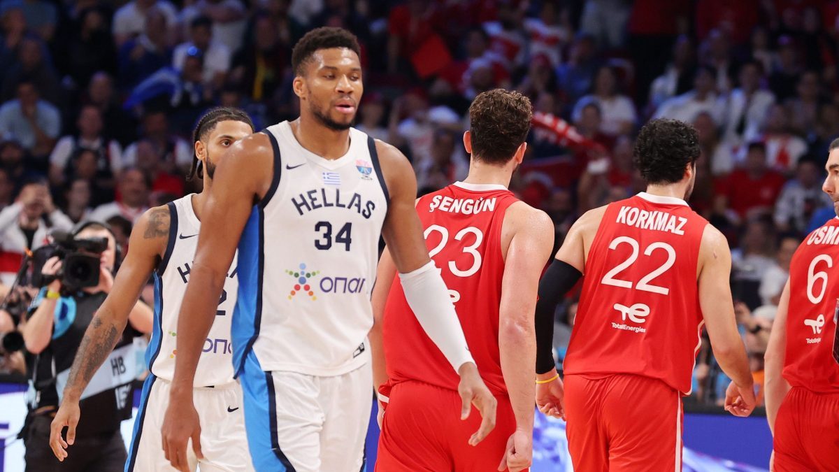 Η Εθνική “λύγισε” στον ημιτελικό και πάει για το χάλκινο